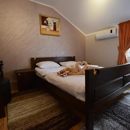 Garni Kaca 4* Kragujevac