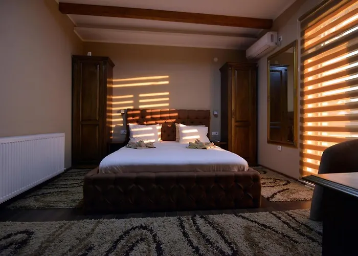 فندق مبيت وإفطار Garni Kaca 4*